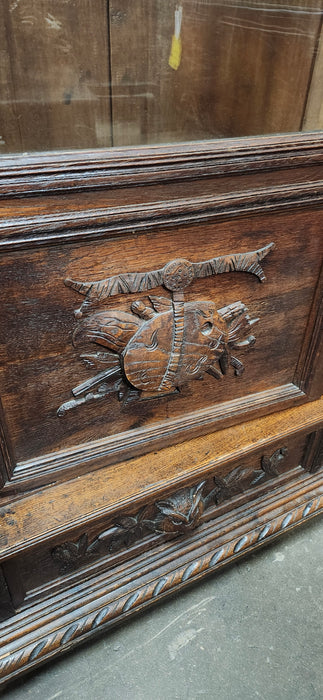 LOUIS XII STYLE WAVY GLASS OAK SCHOLAR'S BOOKCASE