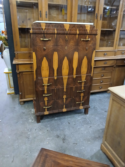 DROPFRONT ABBATANT DESK WITH BOOKMATCHED GRAIN