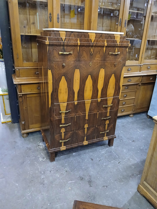 DROPFRONT ABBATANT DESK WITH BOOKMATCHED GRAIN