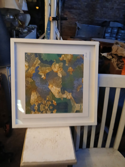 WHITE FRAMED ABSTRACT PRINT