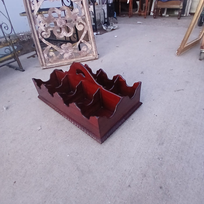 LARGE MAHOGANY GEORGIAN STYLE DECANTER TRAY