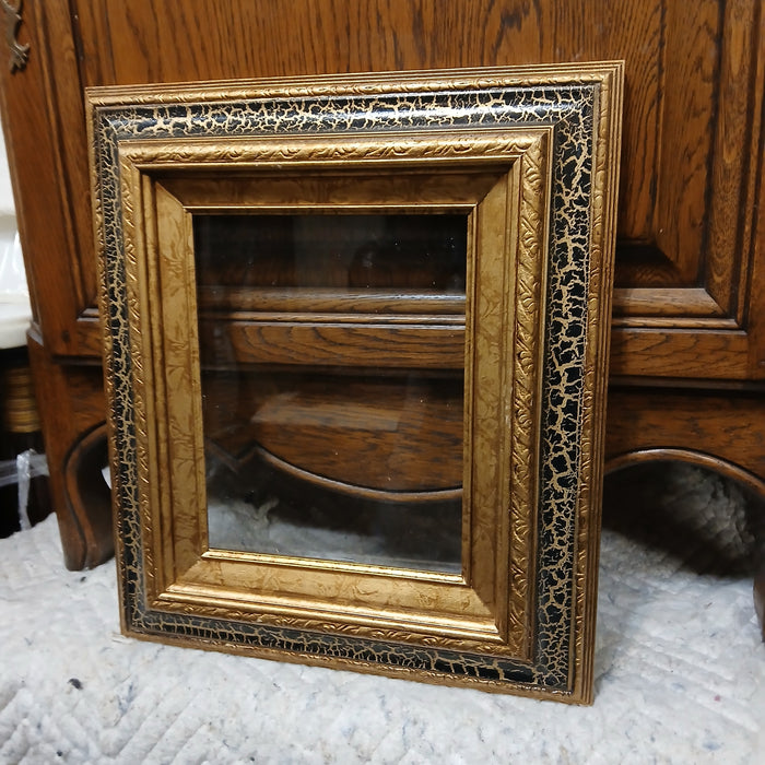 GOLD WITH BLACK CRACKLE FRAME