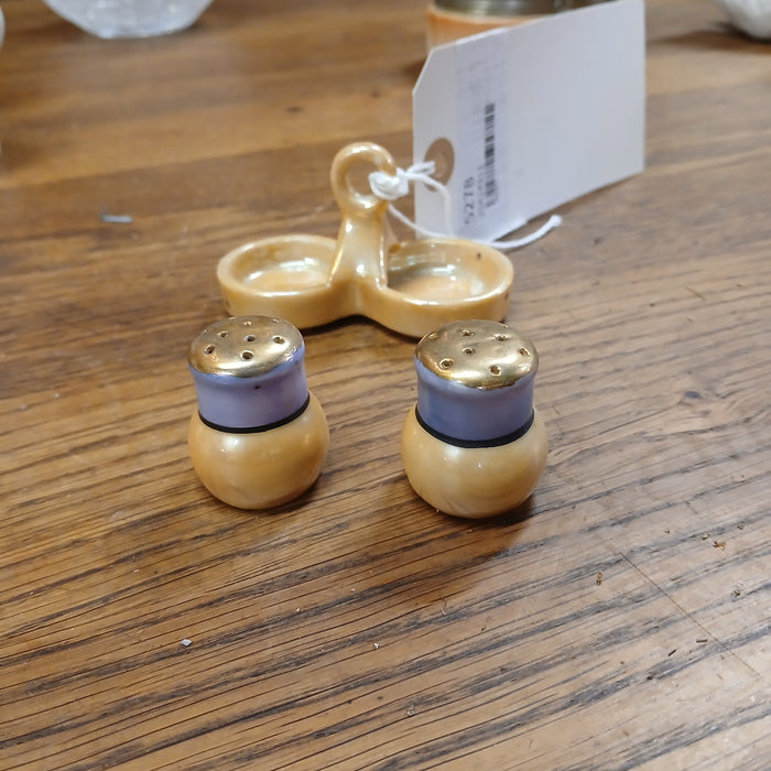 LUSTERWARE SALT AND PEPPER SHAKER