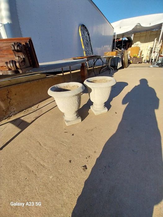 PAIR OF CONCRETE PLANTER POTS ROUGH TEXTURE