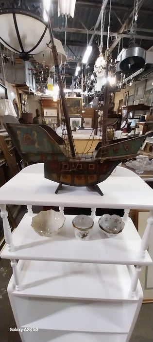 PRIMITIVE GALLEON SHIP MODEL