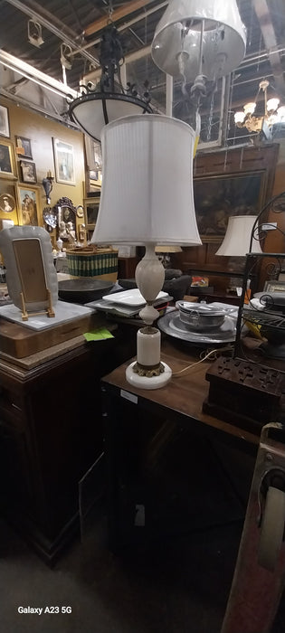 WHITE ALABASTER LAMP