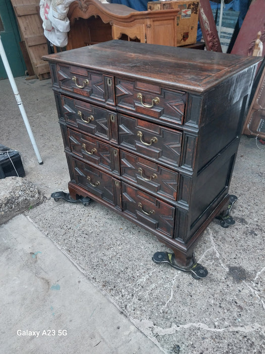 18TH CENTURY JACOBEAN DARK OAK 4 DRAWER CHEST