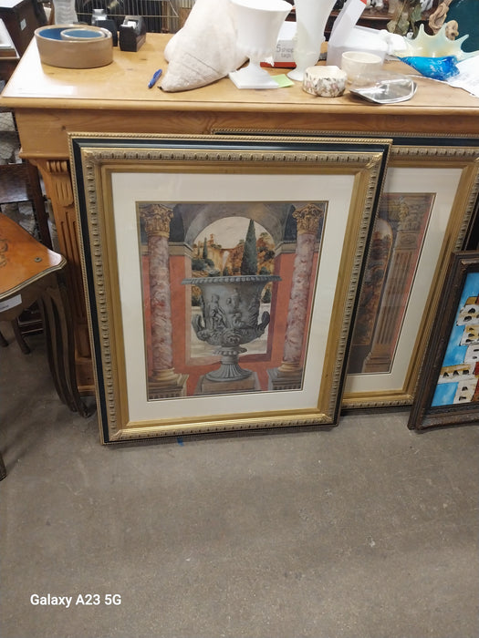 LARGE PRINT OF AN URN IN NICE FRAME (1 OF 2)