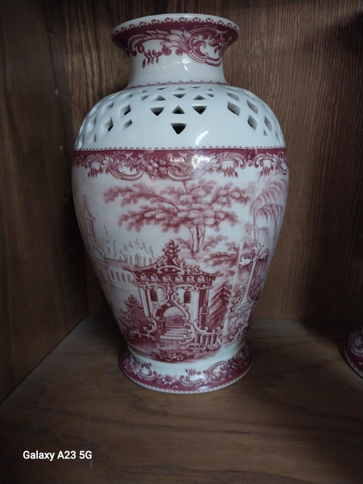 RED AND WHITE TALL RETICULATED VASE