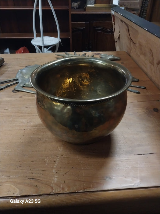 HAMMERED BOWL