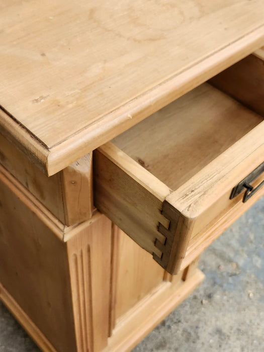 PAIR OF CONTINENTAL PINE SIDE CABINETS
