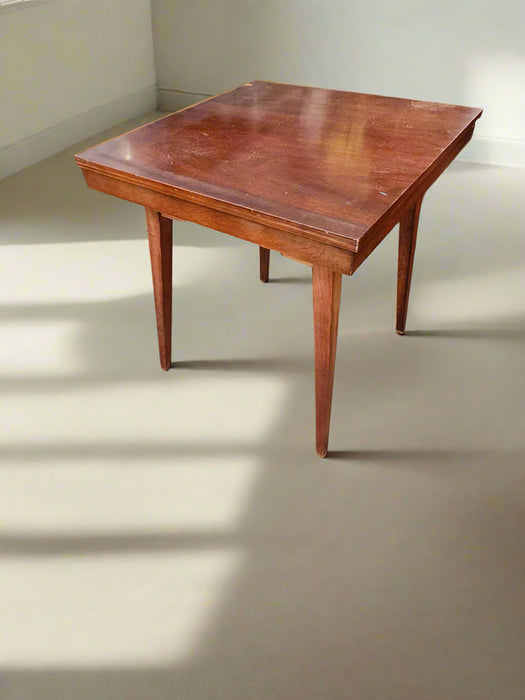 MID CENTURY WALNUT SQUARE SIDE TABLE