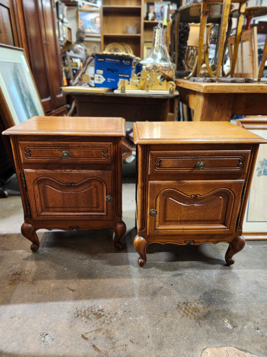 PAIR OF LOUIS XV LOW OAK SIDE CABINETS