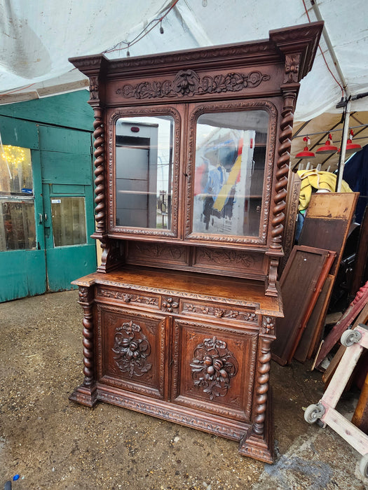 LOUIS XIII BARLEY TWIST OAK  BUFFET