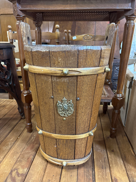 OVAL WOOD BARREL STICK STAND