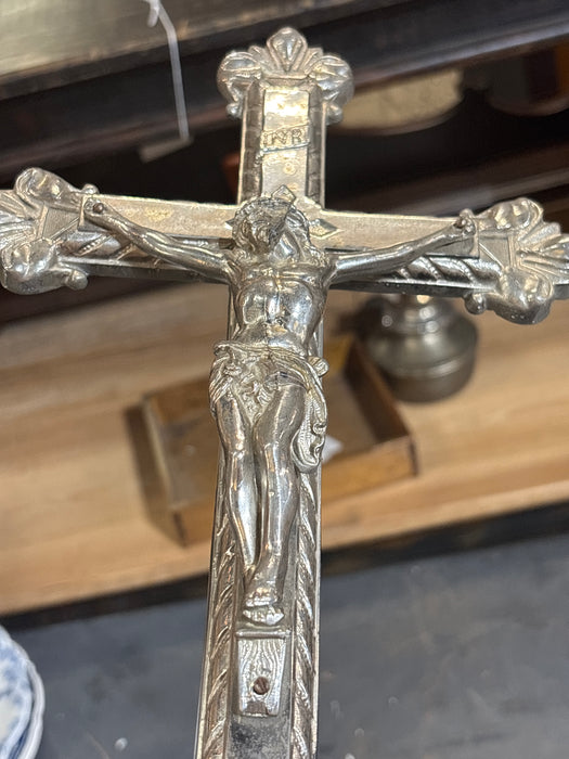 MEDIUM STANDING METAL CRUCIFIX WITH ORNATE SQUARE BASE