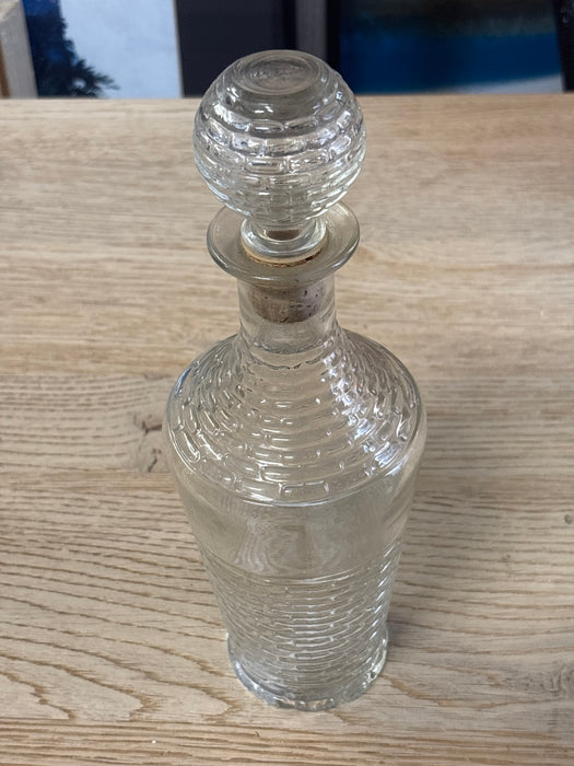 CLEAR TEXTURED GLASS MID CENTURY DECANTER