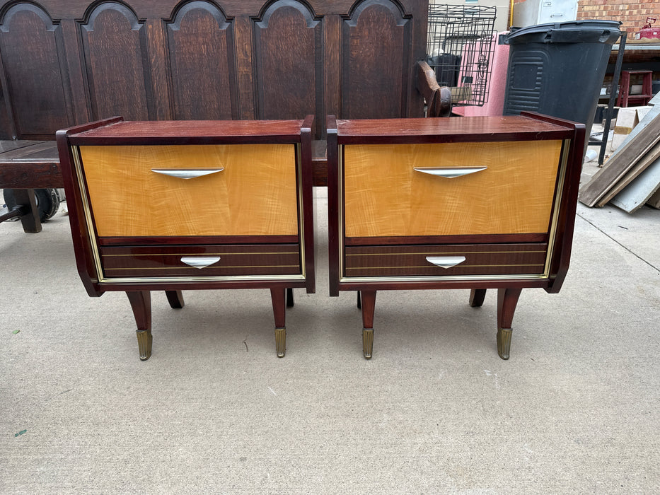 PAIR OF MID CENTURY MODERN NIGHTS STANDS