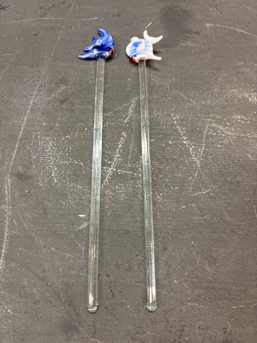 PAIR OF BLUE AND WHITE GLASSS COCKTAIL STIRS