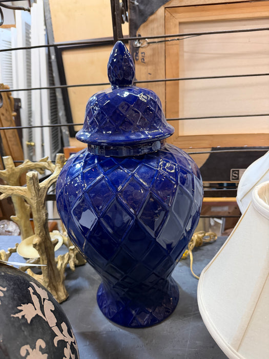 LARGE BLUE GINGER JAR