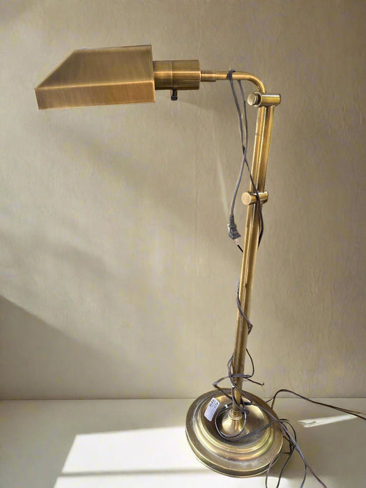 TALL BRASS LAMP