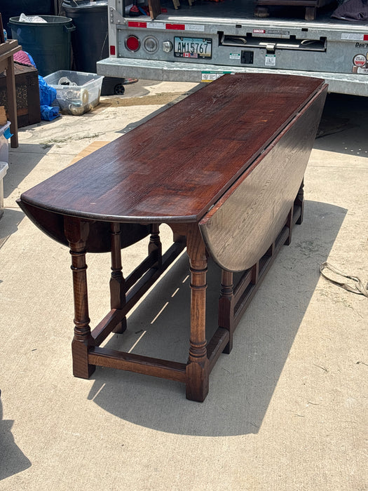 OAK WAKE TABLE