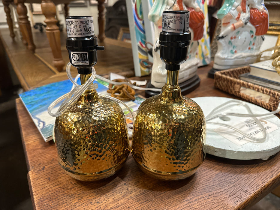PAIR OF EMBOSSED BRASS LOOK LAMPS