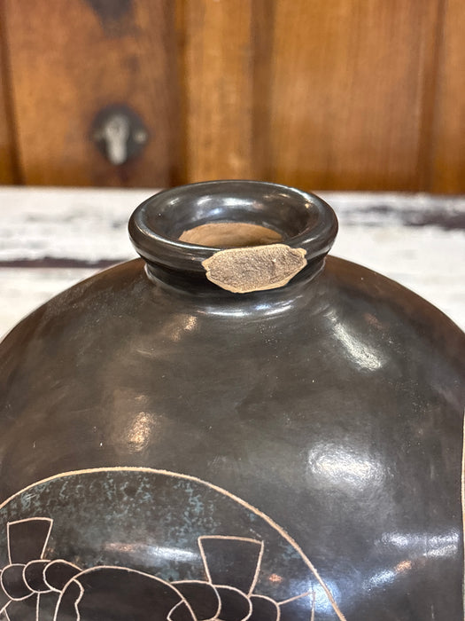 MEDIUM SQUARE BLACK AND RED BEETLE VASE - AS FOUND