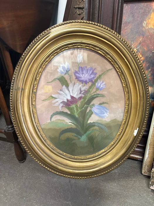 GOLD FRAMED OVAL PAINTING OF PURPLE AND WHITE FLOWERS