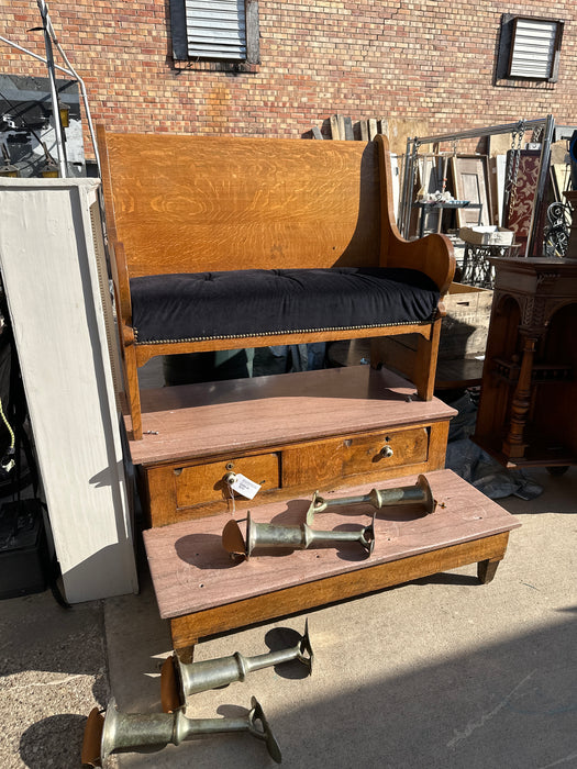 LARGE AMERICAN LATE 19TH CENTURY SHOE SHINE STAND