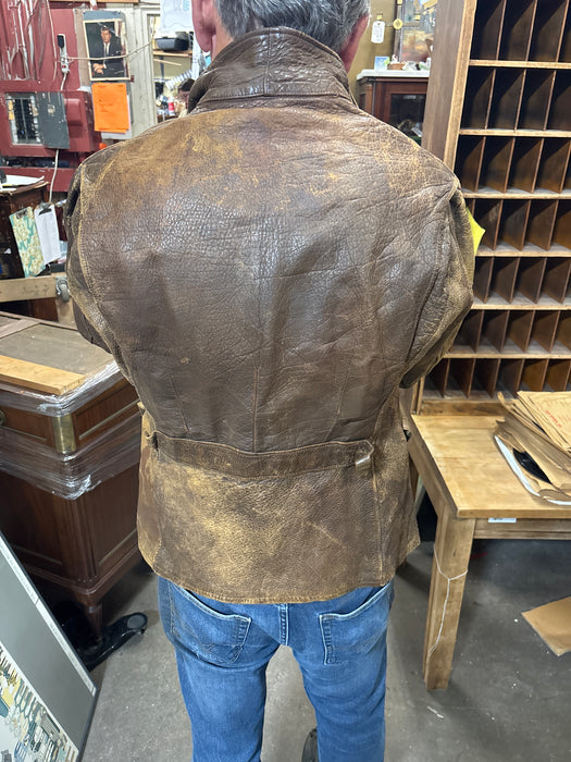 OLD LEATHER JACKET