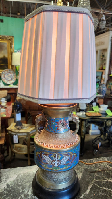 CLOISSONE LAMP WITH PLEATED SHADE