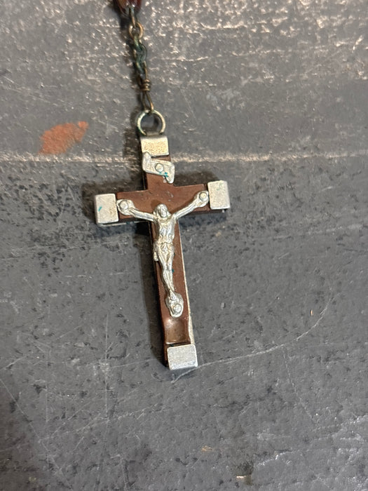 LIGHT BROWN AND SILVER ROSARY IN LEATHER CASE
