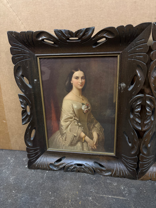 PAIR OF FOLIATE FRAMED LADY PORTRAITS