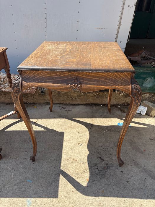 LARGE CABRIOLE TIGER OAK TABLE