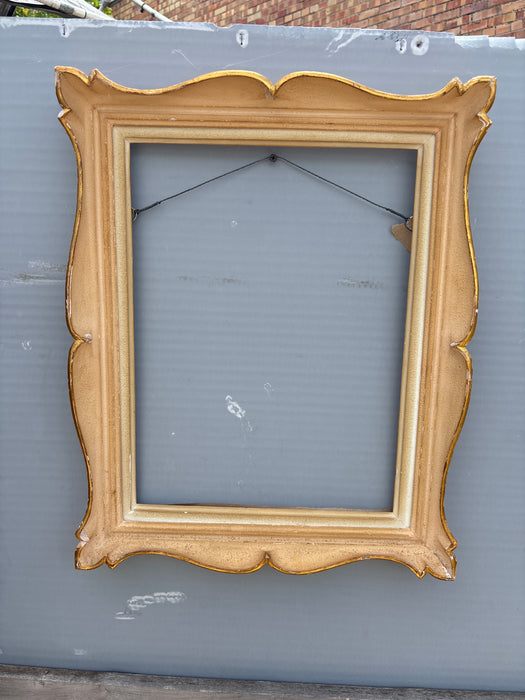 SMALL SHAPED ECRU FRAME WITH GILT EDGE