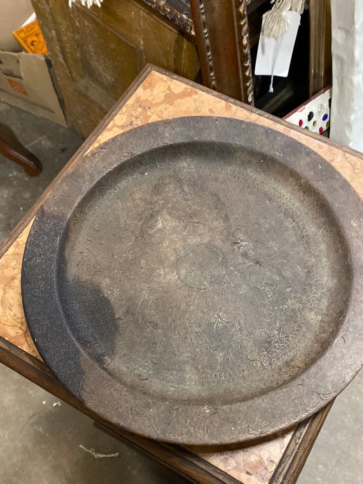 ROUND INDIAN BRASS WIRE INLAID WOOD TRAY