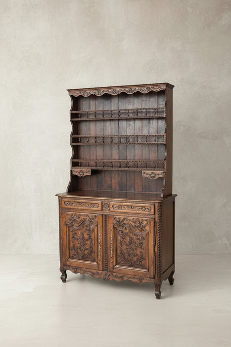 19TH CENTURY LOUIS XV ORNATELY CARVED OAK VAISILIER