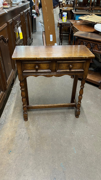 TUDOR OAK CONSOLE TABLE WITH 2 DRAWER
