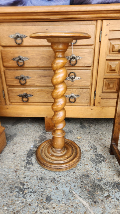 LIGHT BEECH BARLEY TWIST PEDESTAL