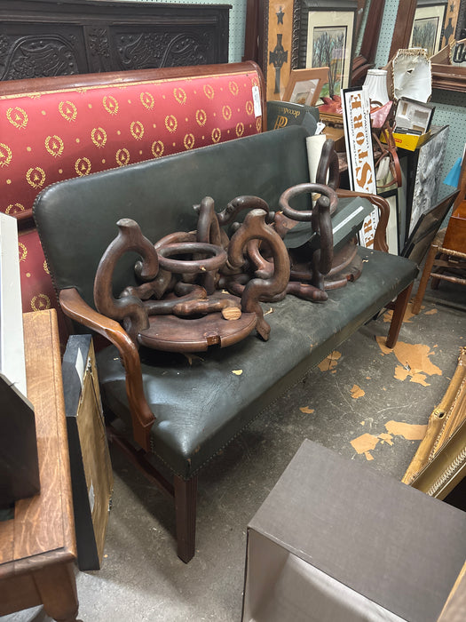 40'S GREEN SETTEE