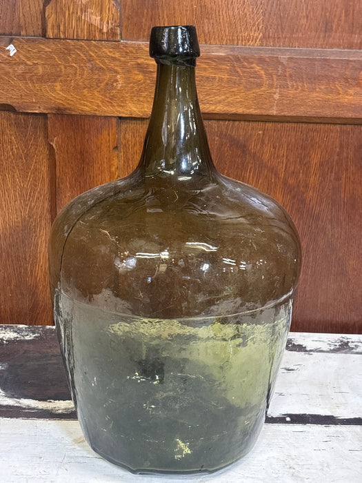 MEDIUM GREEN WINE BOTTLE