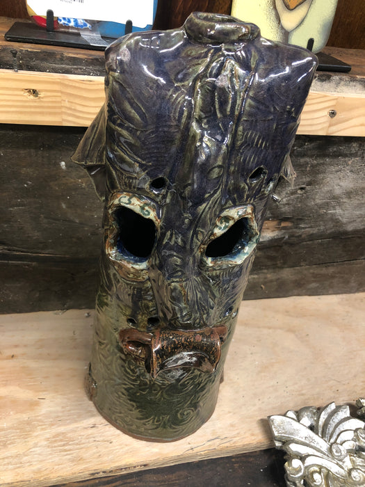 BLACK POTTERY HEAD WITH TONGUE AND FROG BY TERRI WILDER