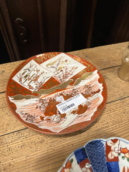 SMALL IMARI PLATE