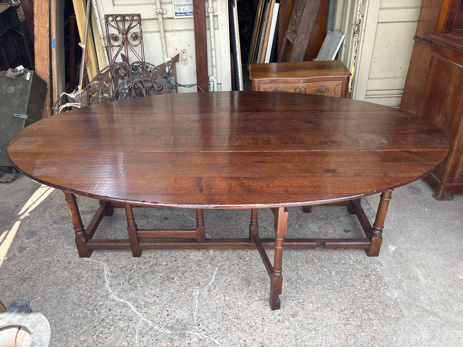 OAK WAKE TABLE