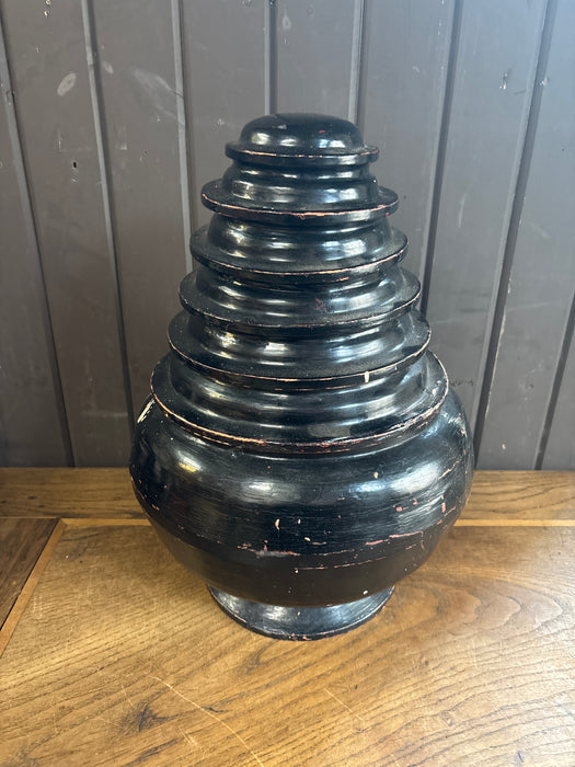 LARGE ROUND BLACK ASIAN WOOD BOX WITH RIDGES