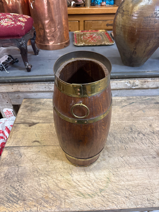 SMALL BRASS BANDED OAK BARREL