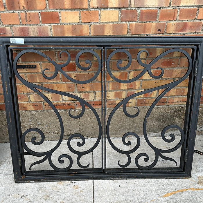 HEAVY WROUGHT IRON FIRE PLACE SCREEN