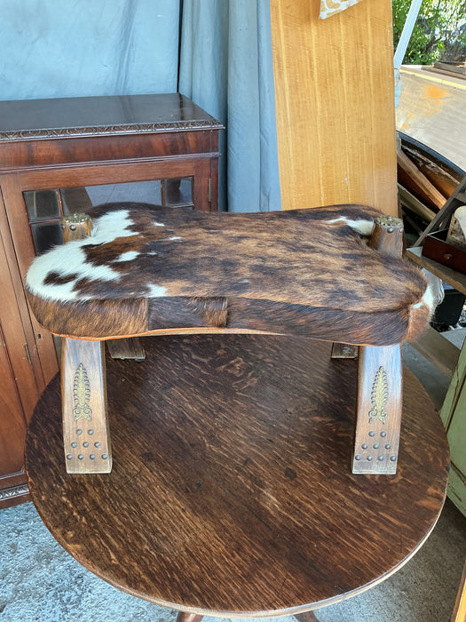 COWHIDE CAMEL SEAT