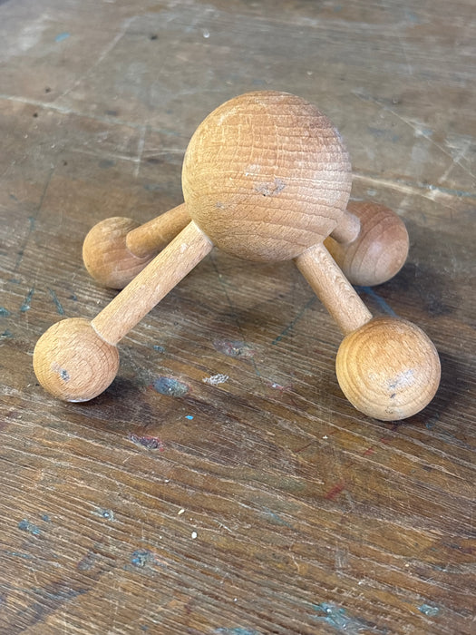 SMALL WOOD SPIDER MASSAGER